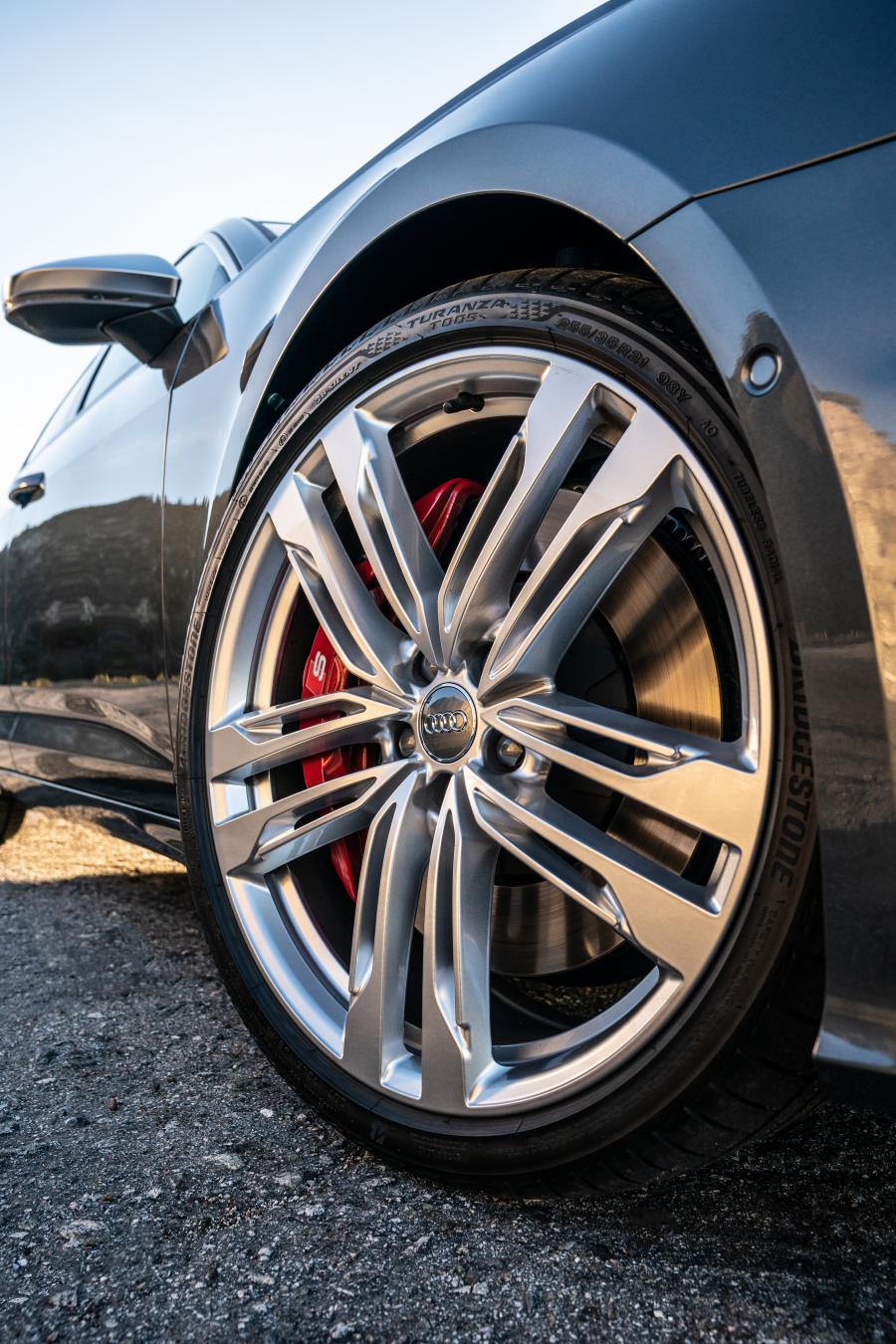Колеса Audi S6 Sedan TFSI (C8) 2020 года  (NA) (фото 14 из 24)